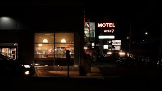 How to EDIT DARK and MOODY PHOTOS in LIGHTROOM