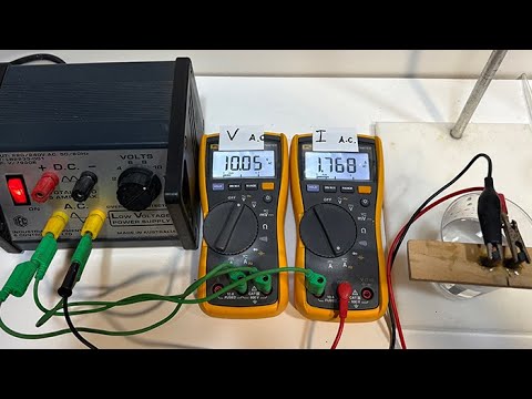 Conductivity of 0.1 M HCl using an AC power source