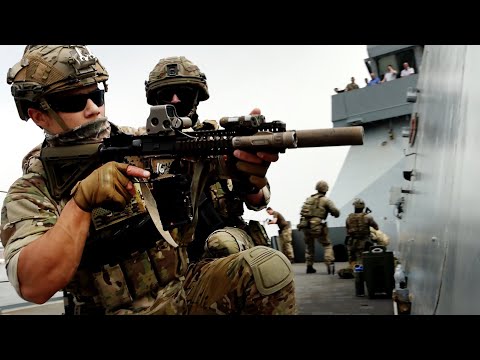 Boarding team demonstration held on HMS Defender in Odesa