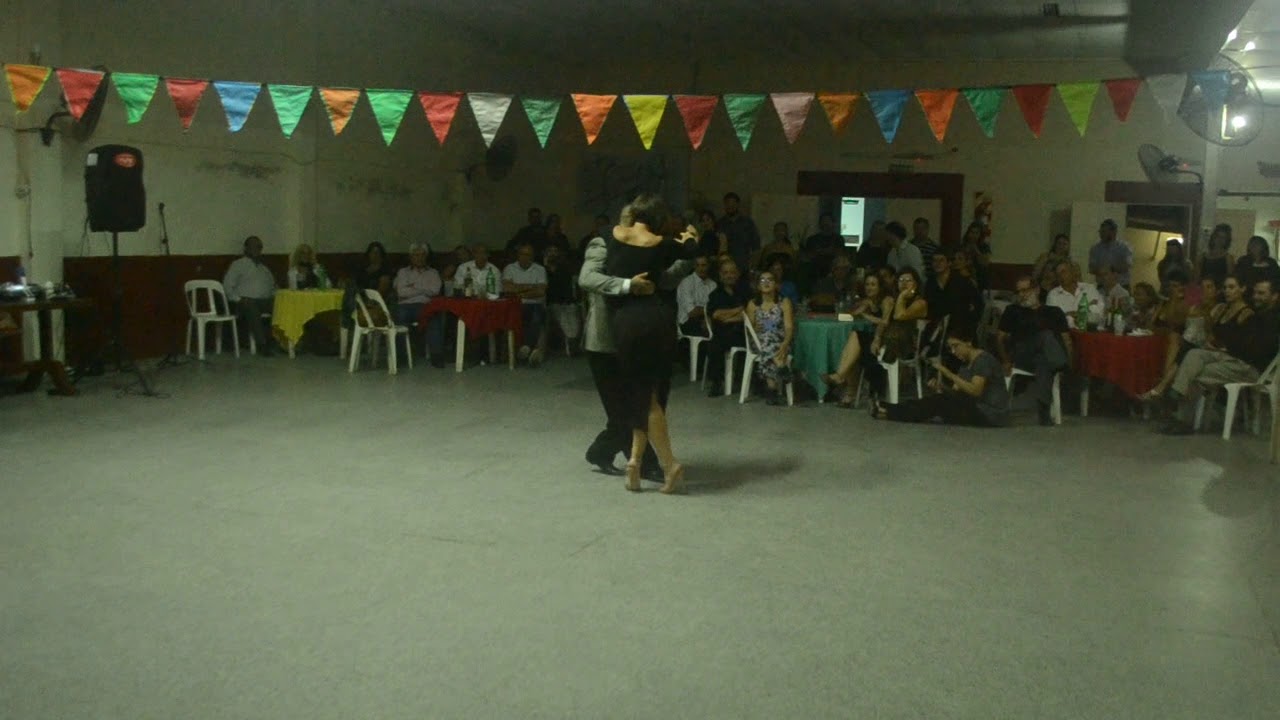 Virginia Pandolfi & Jonatan Agüero, 1° Santa Milonguita de Gala, Concordia 2/4- El cencerro