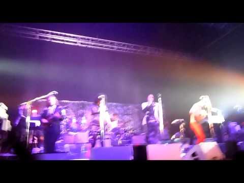 The Reflektors (aka Arcade Fire) - Reflektor @ Hallen van Schaarbeek 11/2013