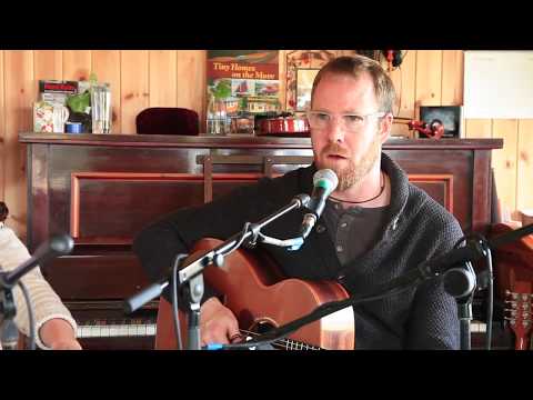 The Cabin Sessions - Salt House - Lay your Dark Low