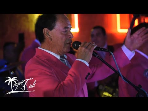 Super Grupo Colombia-Cumbia De Los Estados en vivo desde Salon Lazaros Los Angeles