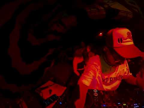 reggaeton hits, club classics & more @ astro bar. monterrey, mx | may 4 '24