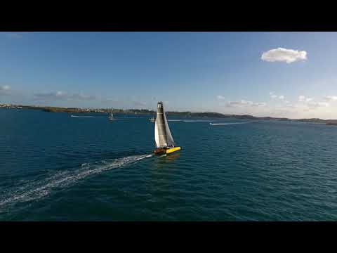 F4 foiling catamaran - Short video