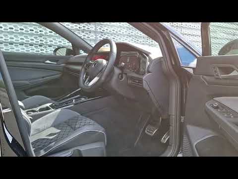 Volkswagen Golf R-Line 2.0TDI DSG - Image 2