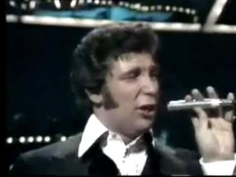 Tom Jones - You'll Never Walk Alone