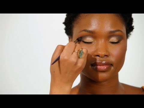 How to Apply Eye Shadow to Eye Creases | Black Women Makeup