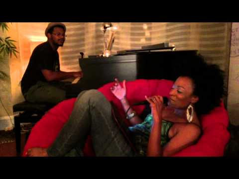 Sy Smith w/ Dominique Taplin - Stand Alone
