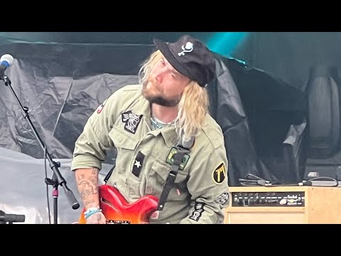 Comfortably Numb ( end) Mihali with Rob Compa ( Dopapod) 6/17/23 Northlands Festival NH