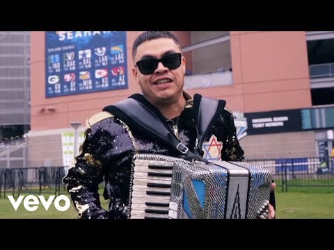 Tite Chavez - La Pluma De Wax (Video Oficial)