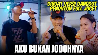 Download lagu Aku Bukan Jodohnya (Live Ngamen) Tri Suaka mp3