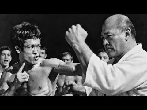 Bruce Lee Was Teaching a Class When Masutatsu Oyama, Thought He Was Faster and Then...!