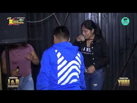 EN LA TRISTE CELDA - VICO Y SU GRUPO KARICIA... PROM. "J & D JHASIRO" Y PROM. "YURI"