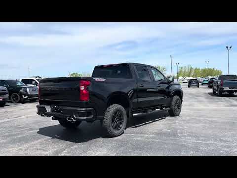 2026 Chevrolet Silverado 1500 Crew Cab Short Box 4-Wheel Drive Custom Trail Boss in Black for sale at Lally Chevrolet Ltd. in Tilbury, ON