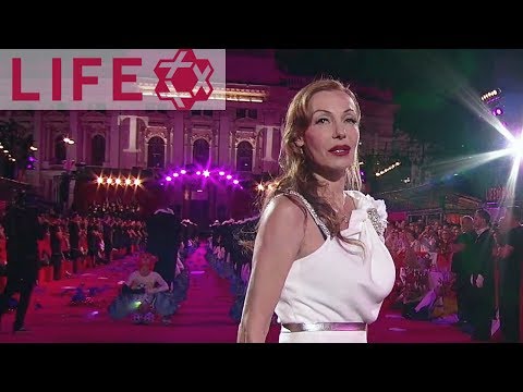 Ute Lemper - Where Have All the Flowers Gone? (German Version) | LIFE BALL 2017