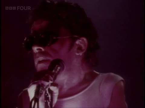 Ian Dury & The Blockheads - Hit Me With Your Rhythm Stick TOTP 04.01.1979