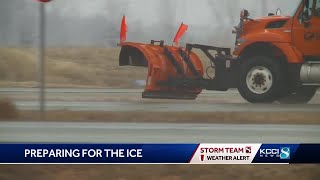Central Iowans prepare for ice storm Friday night