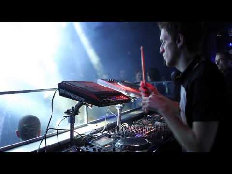 Tomer Maizner @ Queen - Paris (2013)