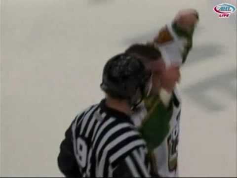 Riley Emmerson vs Jon Mirasty