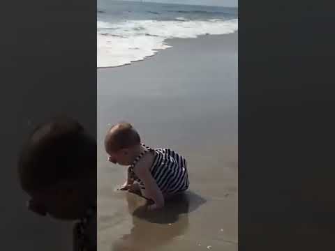 most funniest babies on beach ⛱️@kichutv9910 😘