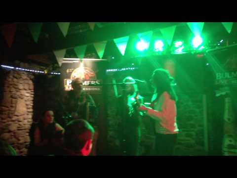 The Carty Sisters agus Rónán Ó'Snodaigh - Siúil A Rúin / The Gael