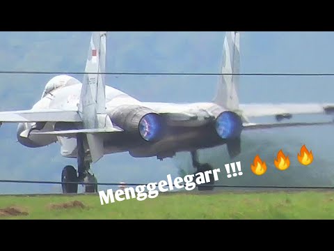 MENGGELEGARR !!! Sukhoi SU-27/30 TNI Angkatan Udara Take off & Landing.
