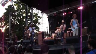 Broken Social Scene - World Sick [Pitchfork Music Festival 2010] - 720P