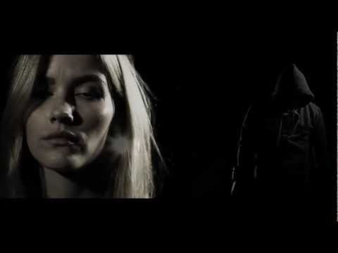 En Krigares Själ Feat. Abidaz Chapee Stor Moms & Hooks (Junior D'Oliveira)