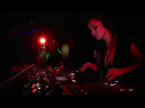 Awesome Deborah De Luca Live Mix