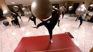 Lezione di fitball -Sara zo&#39;-