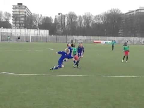 Zuidoost United E1 (za) vs. Buitenveldert  sc. E3 (za) 15-3-2014 12:18