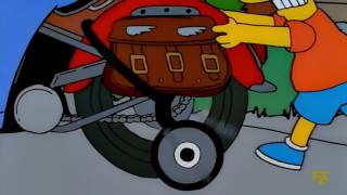 Bart enseña a Homero a andar en motocicleta - Los Simpson HD