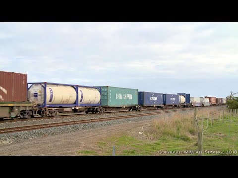 4PM4 Pacific National Container & Steel Wagon Train - PoathTV Australian Railways