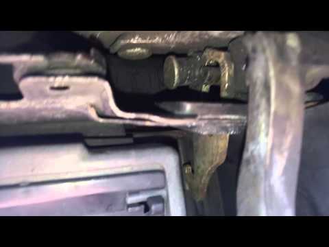 2001 bmw x5 3.0 hood latch failure