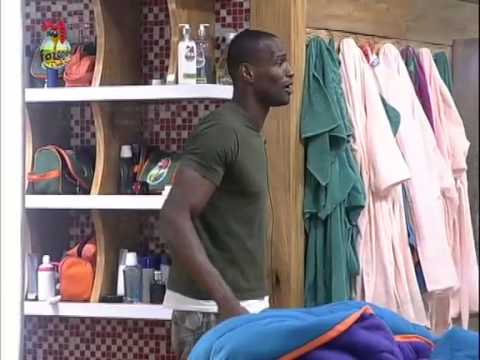 A Fazenda de Verão 05-11-12 - Vou deixar ele me bater, diz Sacramento após stress com Halan