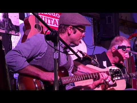 Andy Powers & Michael Lille (Taylor Guitars) Concert Duet at Bluedog Guitars