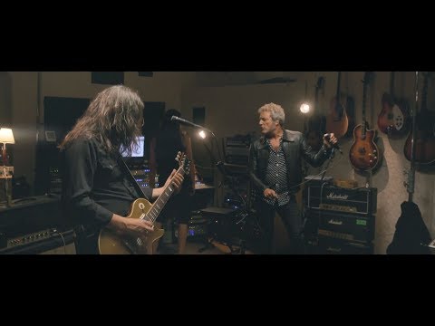 Tarque - Donde nace el Rock and Roll (Videoclip Oficial en Directo)