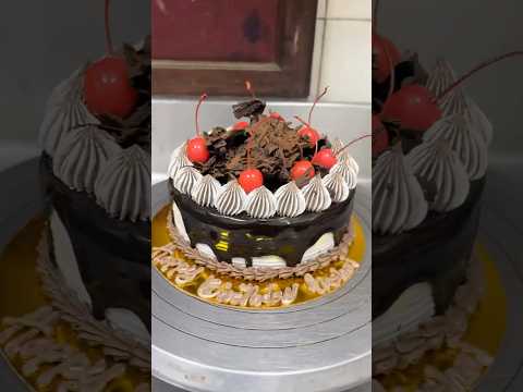 Black forest cake🥲🥵 a Happy birthday akshaj#shorts