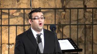Cantor Yossi Schwartz Sings T'filas Geshem