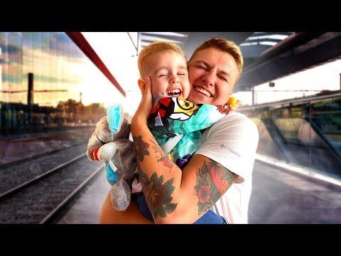 МЕСЯЦ НЕ ВИДЕЛ СЫНА - ЕГО РЕАКЦИЯ🥺