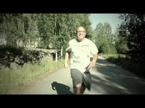Alamaa - Hulluus on plussaa ( Virallinen video )