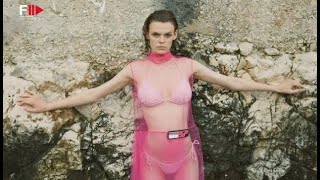 CARA TAYLOR Best Model Moments FW 2023 - Fashion Channel