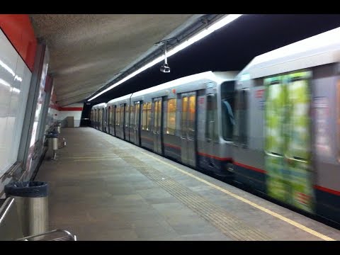 RET Metro Type T ('Herrie Combi') Aankomst Delfshaven Rotterdam Richting Schiedam Centrum