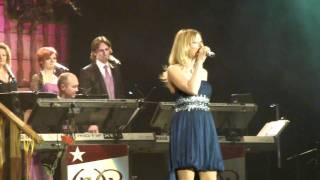 Stefanie Hertel - Medley (Über jedes Bacherl geht a Brückerl, Nicht jeder kann ein Mozart sein,..)