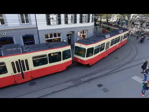 Triebzug der Forchbahn FB/Ausfahrt Bahnhof Stadelhofen ZH Richtung Forch ZH