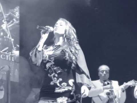 MIRIAM SOLIS CON ACTITUD AL MOMENTO