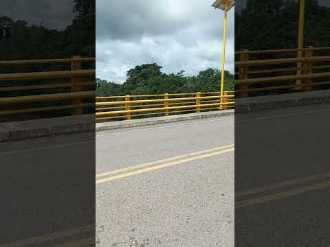 El ferry en puerto asis putumayo en su maximo esplendor