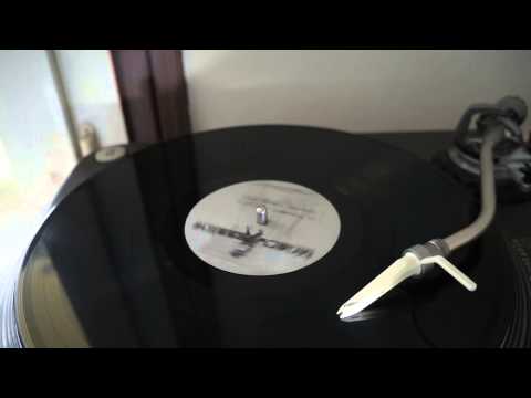 Binary Bassline 01 - A2 - Arkanoid - Flemish Skool