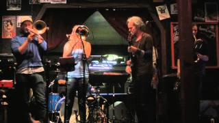 Sean Hayes w/Fog Dub - Turnaroundturnmeon